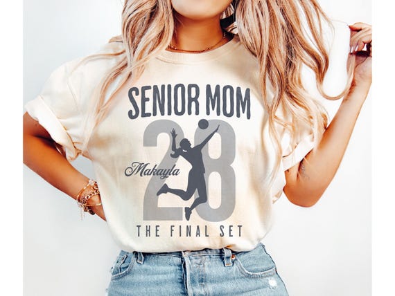 Senior Volleyball Mom Shirt, The Final Set, Personalized Volleyball Mom Tee, Custom 2026 Senior Volleyball Mom Gift, Game Day T-shirt