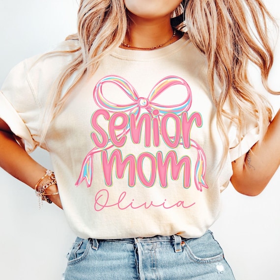 Senior Mom Shirt with Personalized Name, Coquette Bow Preppy 2026 Senior Mom Tee, Senior Mama, Gift for Senior Mom