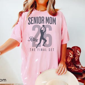 Senior Volleyball Mom Shirt, The Final Set, Personalized Volleyball Mom Tee, Custom 2026 Senior Volleyball Mom Gift, Game Day T-shirt Blossom
