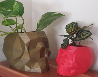 Decorative Skull Flower Pot, Low Poly Skull, Modern Flower Pot, Geometric Pot, Drainage Holes and Water Catch Basin, 3D Print, Any Color