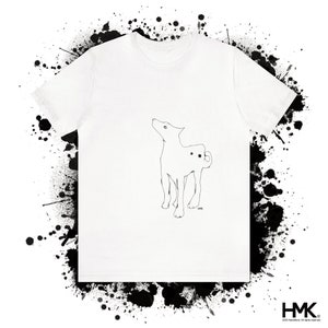 Dog Looking Up t-shirt - Illustration t-shirt, Puppy t-shirt, Doggy tee shirt, Illustrated animal t-shirt, Art tee, Animal tee, Dog lovers