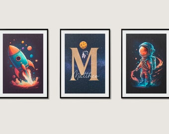 Astronaut Raum Kinderzimmer Wand Kunst | Personalisierte Name Druck | Kosmische Abenteuer für Kinder | Digitaler Download | 5er Set Printable | 16062023