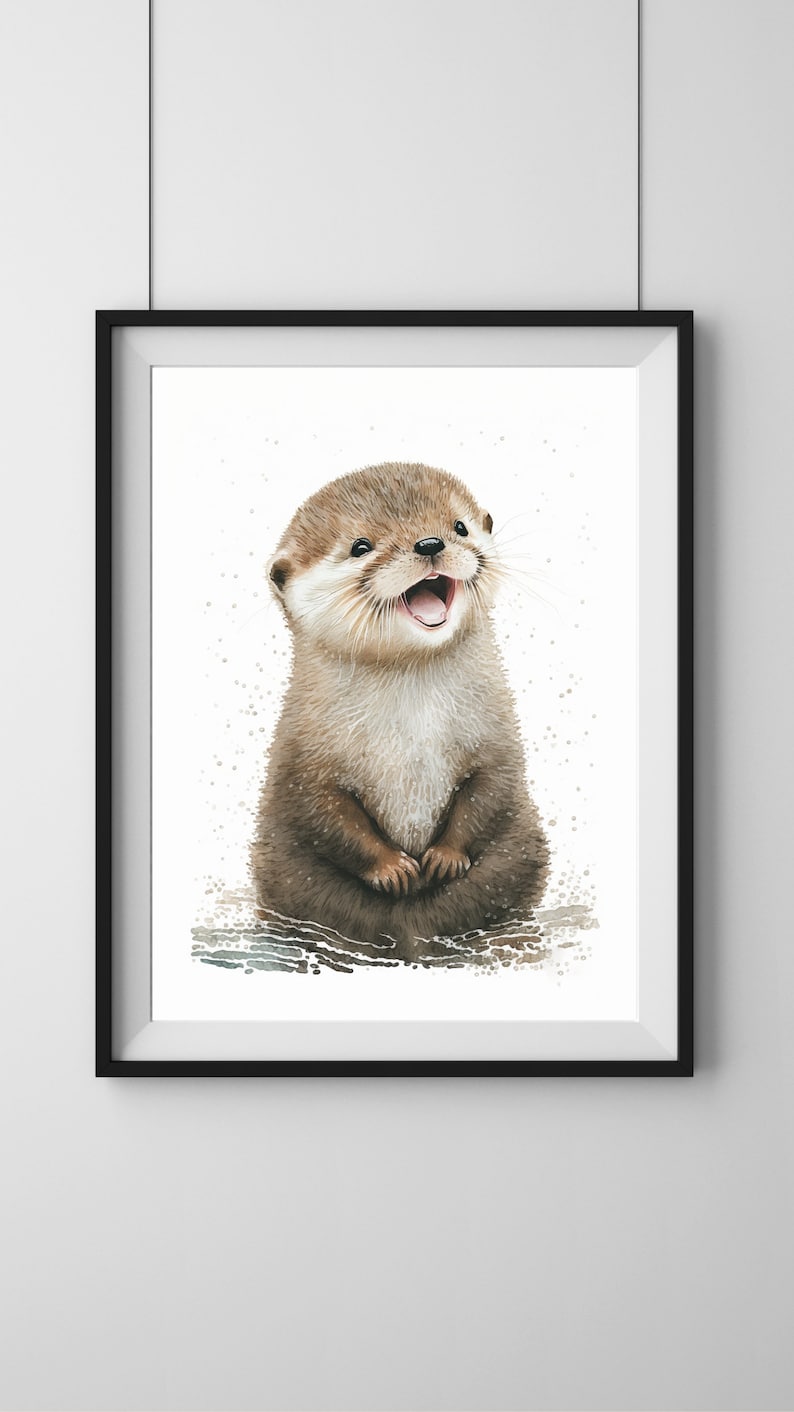 Op de afbeelding: Een aquarel schilderij van een bruine en witte otter met een gelukkige uitdrukking. De otter zit op een lichtblauw oppervlak met een witte achtergrond.
