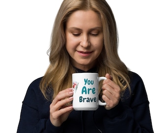 Você é uma caneca branca brilhante corajosa