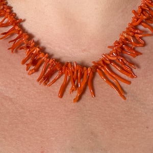 Vintage Astkorallenkette rote Koralle lange 52,5 cm 34,7 g Korallenast Kette 50er 60er Jahre Statement Collier