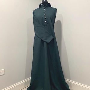 Medium weight Tailored Made Dubai Abaya , Dubai Abaya, Modest Muslim dress , Dubai Dress