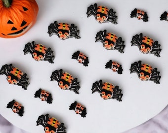 FIFTEEN Edible Spider Sugar Decorations, Halloween Cupcake Toppers, Spiders, Trick or Treat, Halloween Birthday, Halloween Treats