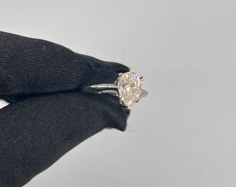 Elegant 2CT Pear Cut Moissanite Ring | White Gold Plated | 100% Diamond Tester Verified | Trending Sophistication & Sustainability