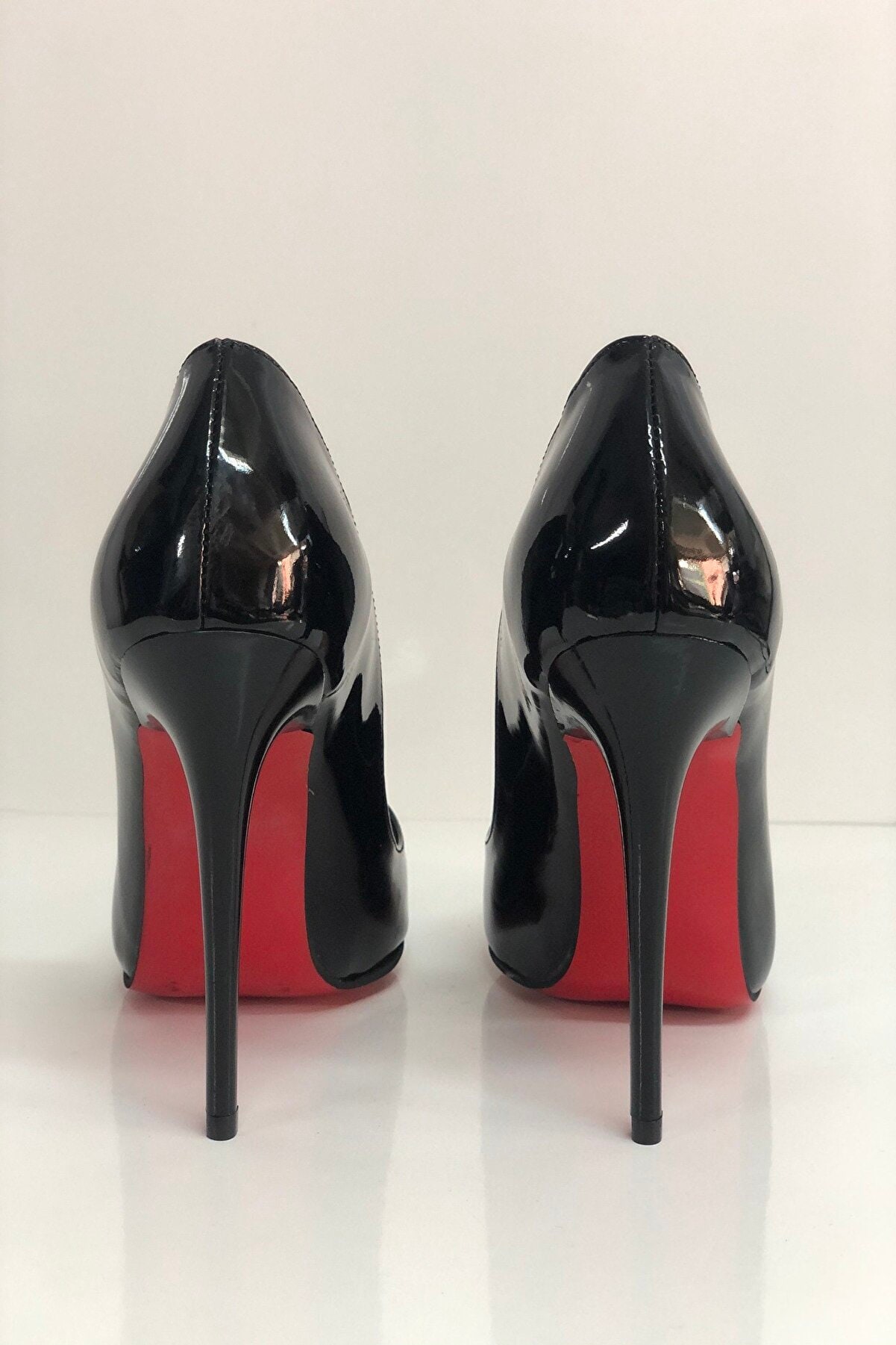 red bottoms heels