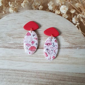 Grillige paddenstoeloorbellen | handgemaakte lichtgewicht oorbellen van polymeerklei | roestvrij staal