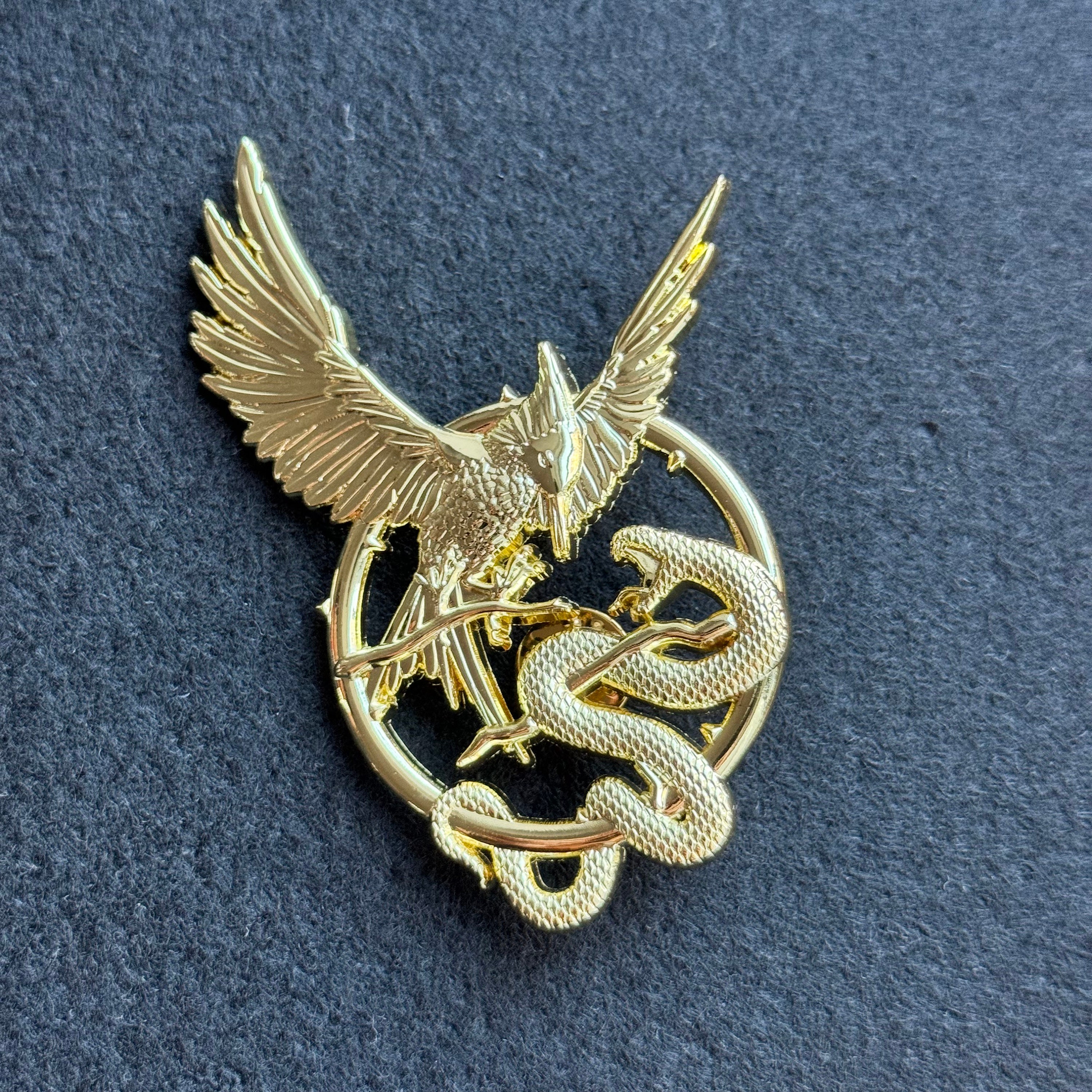 The Hunger Games Pin Brooch Movie Mockingjay Prop Rep Pin Novelty Accessory