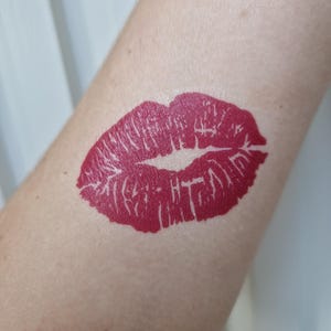 Kiss Temporary Tattoo (Set of 2) | Concert Inspired removable tattoo | Concert outfit | Kiss Tattoo