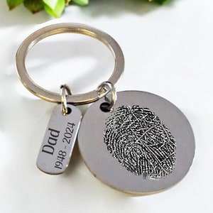 Llavero personalizado con huella dactilar para mamá, papá, abuelo, abuela, esposo, esposa, regalo de Navidad, siempre contigo, recuerdo, sentimental