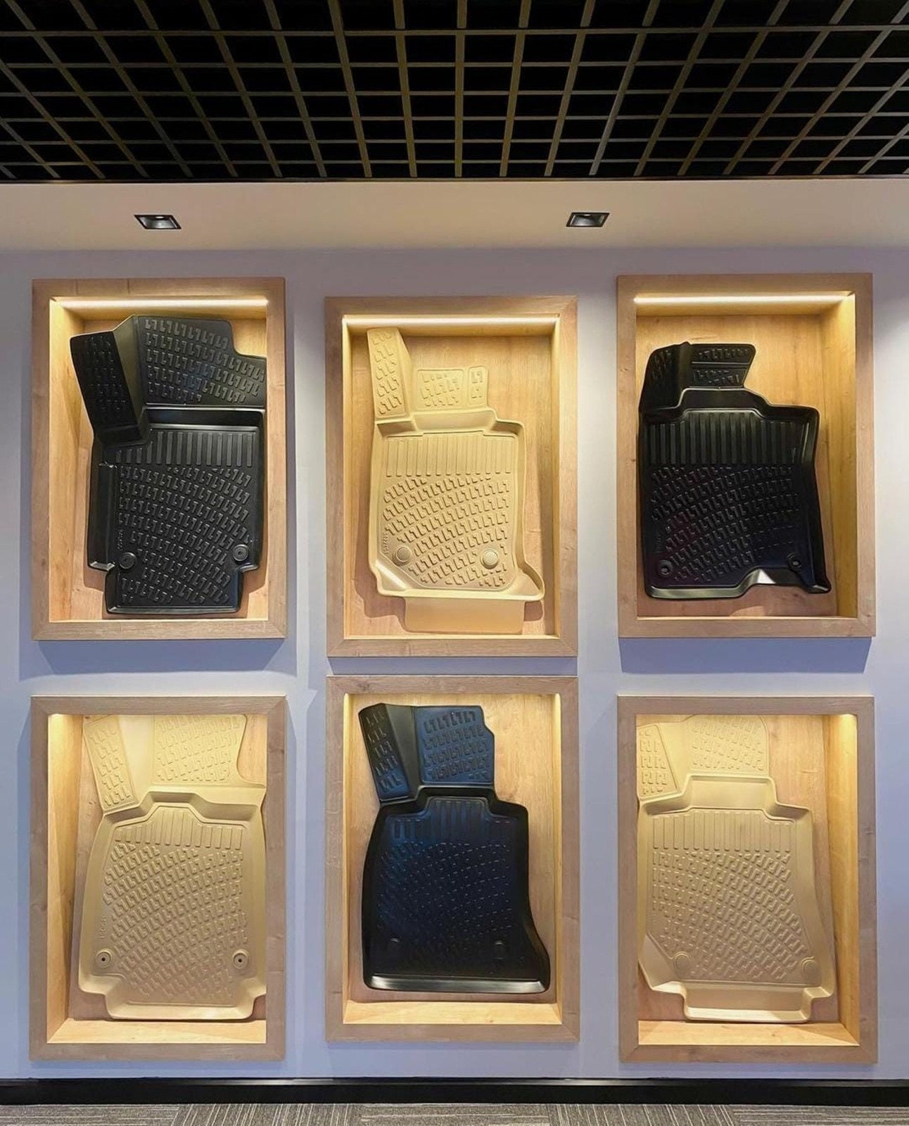 Rav4 rubber cargo mat deals