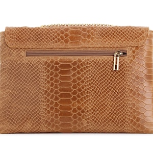 Genuine leather chain shoulder bag in crocodile or shiny bee look Made in Italy image 7
