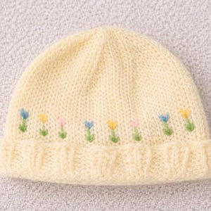 Breipatroon babymutsje tulp | Eenvoudige newbornmuts (digitale pdf-download)
