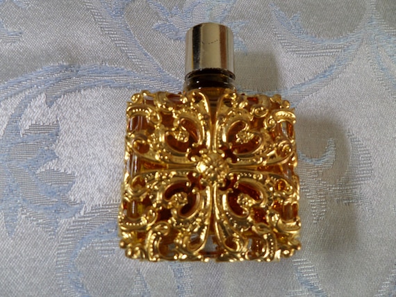 Very old small (miniature?) perfume bottle of COR… - image 2