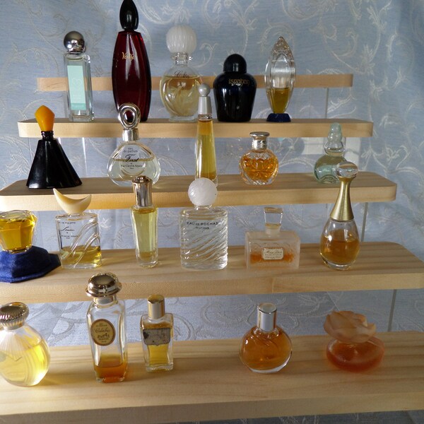 Lot de miniatures de collection  de marque  de parfum femme , pleines sans boites