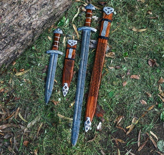 Handmade Damascus Steel Viking Sword Set with Scabbard – Collectible Medieval Replica, 36” .Anniversary Christmas Wedding Gift For Men
