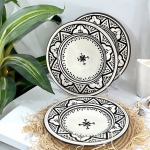 Handcrafted Moroccan Ceramic Dining Plates Set - Exquisite Hand-painted Artisanal Dinnerware