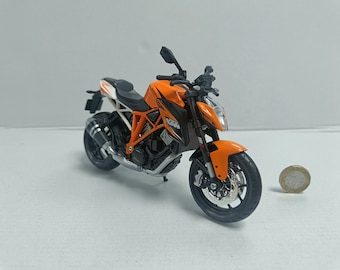 Custom Personalised Name Number Plate Scale Model Bike KTM 1290 Super Duke R Gift Birthday Dad Mum Wife Husband Gift Boxed Product