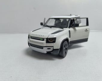 Coche a escala Land Rover Defender blanco con matrícula personalizada. Regalo ideal para cumpleaños (papá, mamá, esposa, esposo). Producto en caja de regalo.