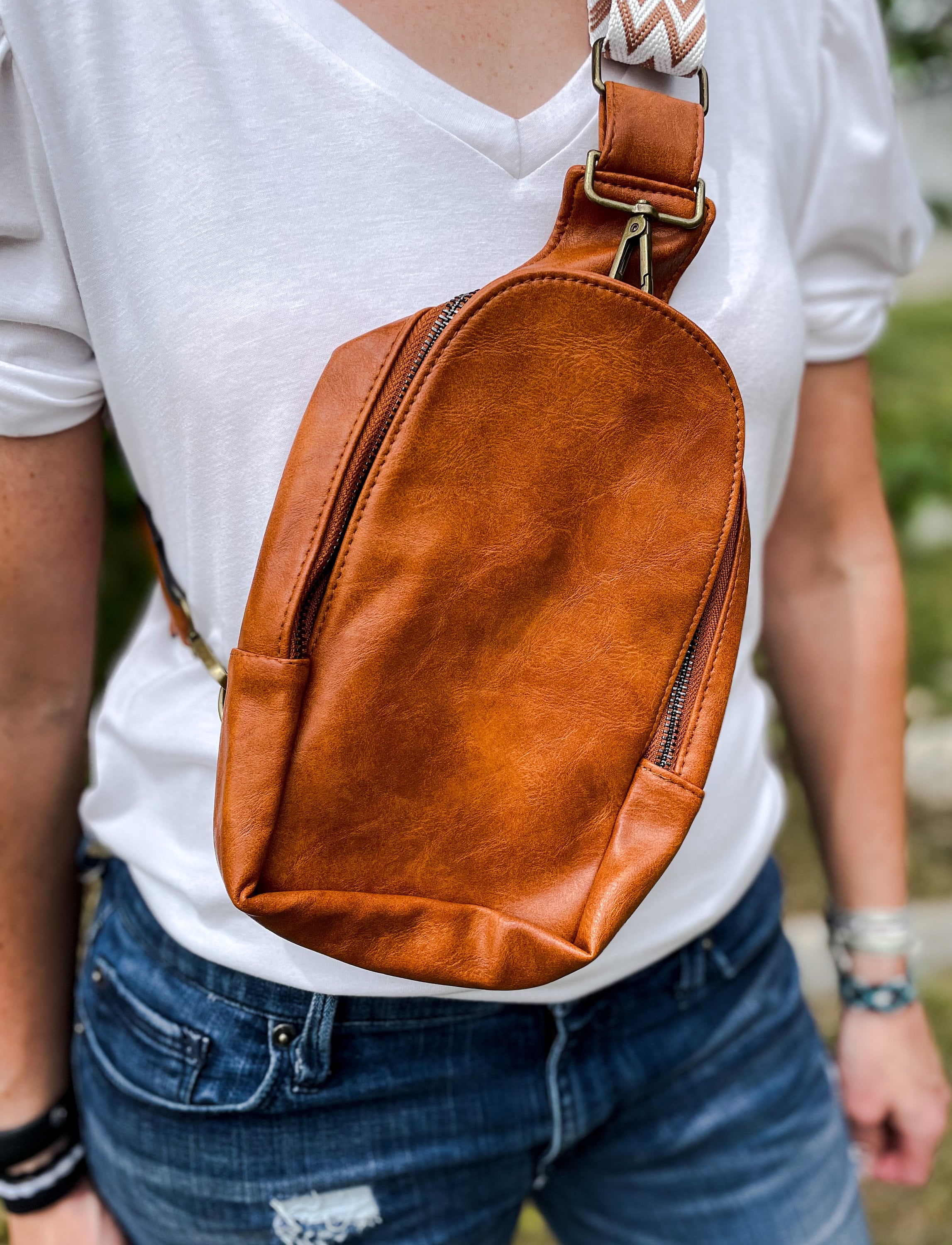 Full Grain Leather Cross Body Bag, Chest Bag, Leather Utility Bag, Birthday Gift for Him - The Monk