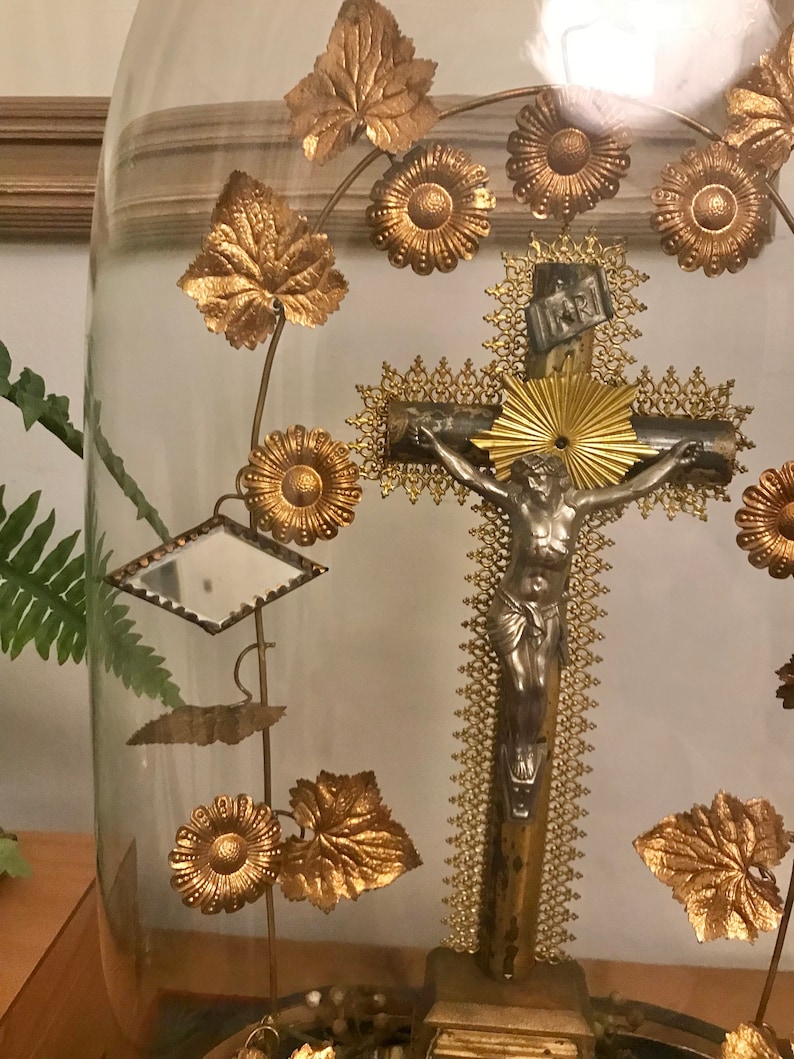 Vintage/antique Absolutely Stunning French Marriage Dome globe De