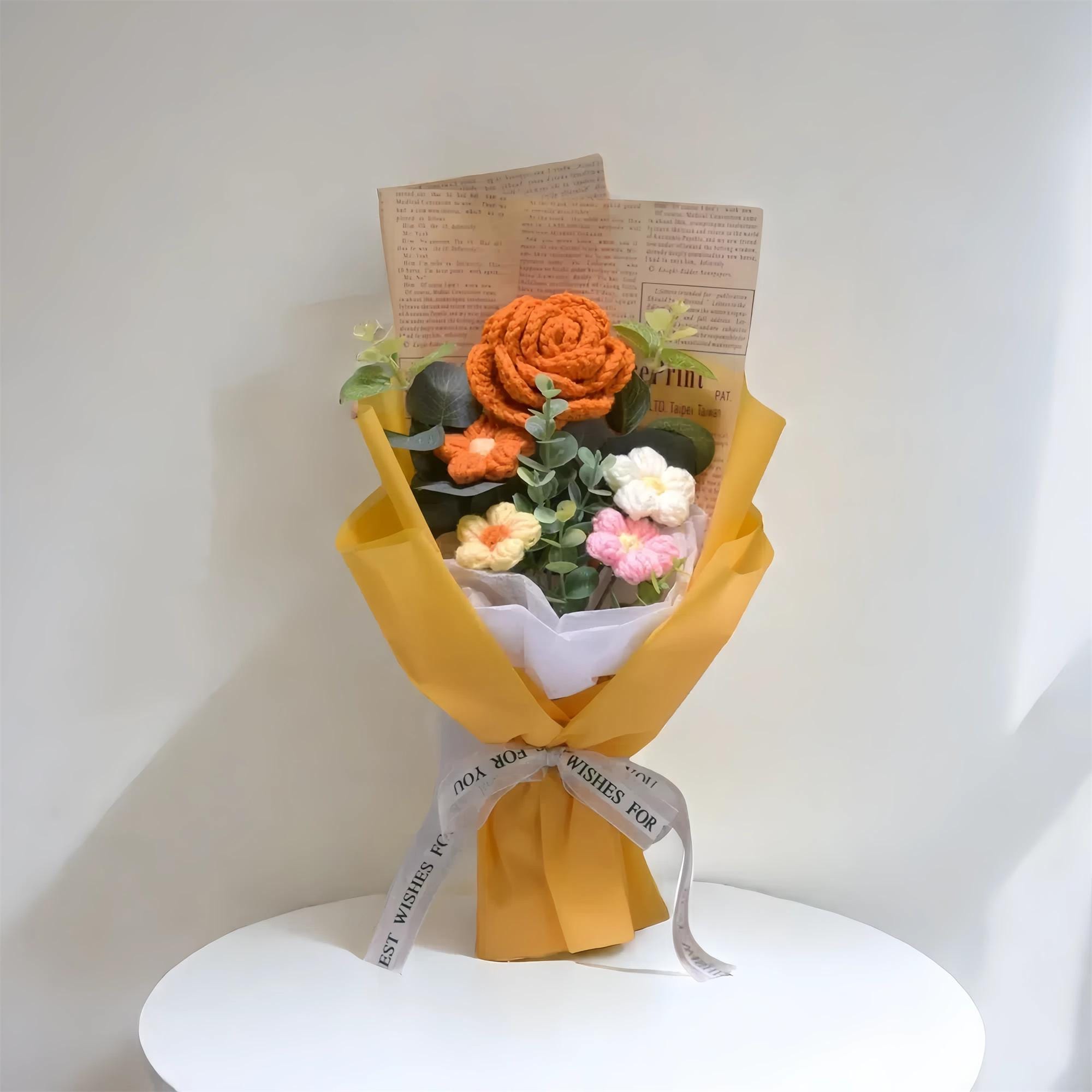 Handmade Crochet Bouquet, Bouquet for Anniversary/Birthday, Valentine&#39;s Day crochet Bouquet, Halloween gifts, Gifts for mom