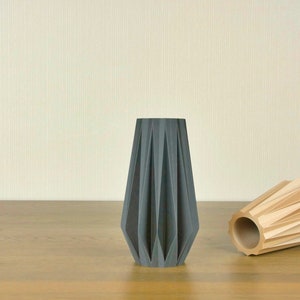 KAMI Origami Vase - Natural Wood 4 - wooden vase for dried flowers