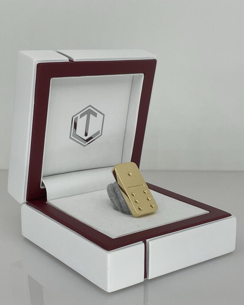 18K Gold Domino in Solid 750 Gold in White Case - Dominostein aus 18 Karat Gold im weissen Etui.