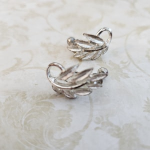 Beautiful Vintage Signed NAPIER Silver Tone Mid-century Costume Clip-on and Screw back Earrings MINT.