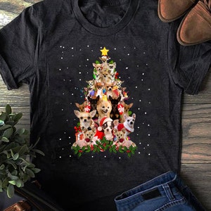 Chihuahua Christmas Tree T-Shirt: Funny Dog Lover Gift