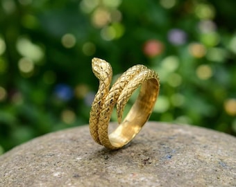 Gold Snake Ring, Serpent Wrap Ring, Boho Statement Ring, Vintage Animal Jewelry, Unique Snake Ring for Women