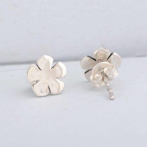 Dainty Sterling Silver Flower Stud Earrings: Friendship Jewelry