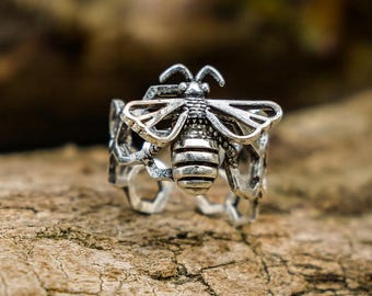 Bee Ring, Honey Bee Ring, Silver Bee Ring, Nature Ring, Gift for Her