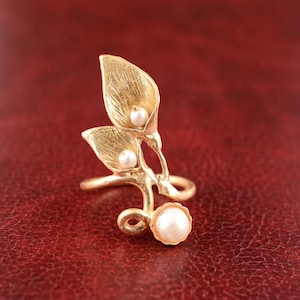 Lily flower ring, Lily pearl stone ring, Beautiful Lily flower unique design ring, Gift ring for her, Gold Ring, TheUniqueGiftArt!