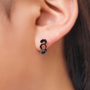 Hexagon earrings - Bee earrings - Geometric earrings - Black huggie earrings - Silver huggie hoops - Hexagon huggie hoops