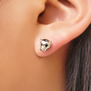 Leopard earrings - Tiger earring - Animal earrings - Black earrings - Silver stud earrings - Dainty earrings - Black studs