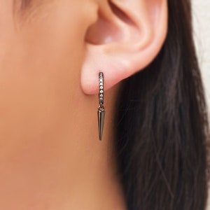 Spike dangle earrings - Spike earrings - Spike huggie hoops - Black huggie earrings - Silver hoops - Punk earrings