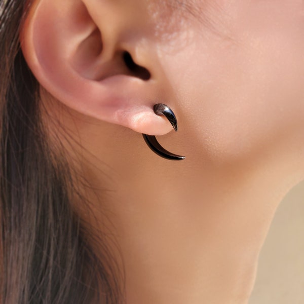Spike earrings - Front and back earrings - Ear jacket earrings - Black earrings - Horn earrings - gift for men - gift for women