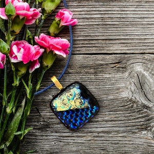 Sparkling Geometric Design Fused Glass Pendant