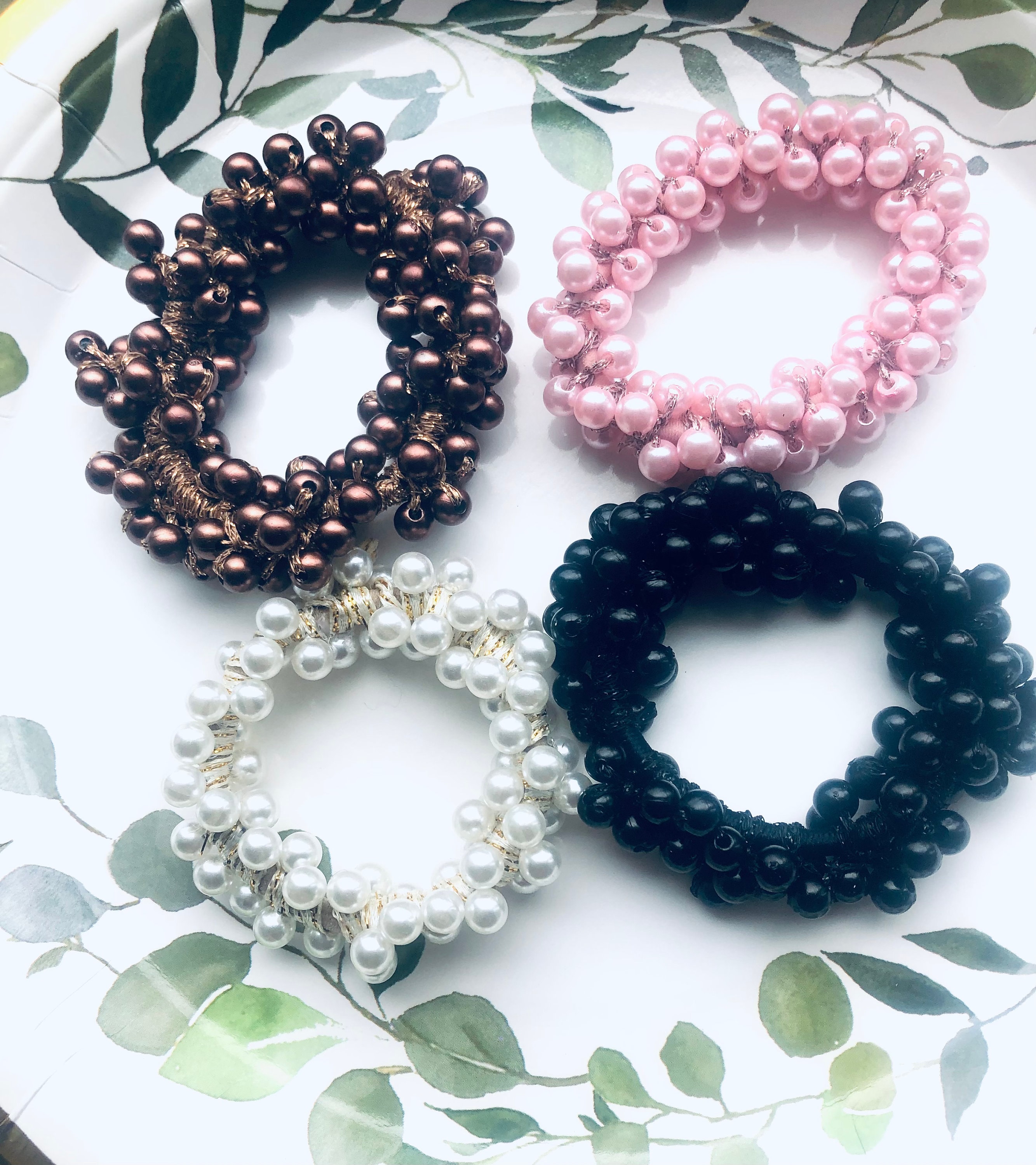 Bijoux et parures en perles de cristal