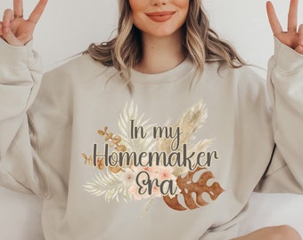 Homemaker Sweatshirt, Homemaker, Homeschool, Homesteading, Stay at Home Mom Shirt, Housewife Sweater, Gift for Wife, Home Matriarch, Mom Tee