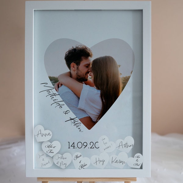 Livre d'or alternatif, Cadre petits coeurs à signer en bois blanc personnalisé avec prénoms, photo et date du mariage