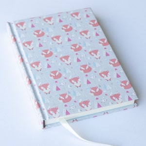 Taccuino Sketchbook Natura Volpi , 160gr, 20% cotone, Verticale / Taccuino per Artisti