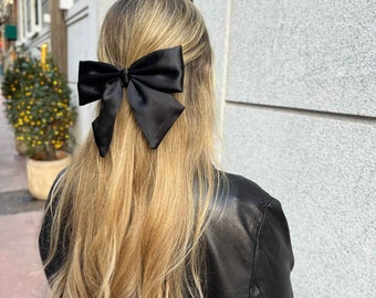 Noeud pour cheveux noir ou blanc | Satin doux | Barrette |