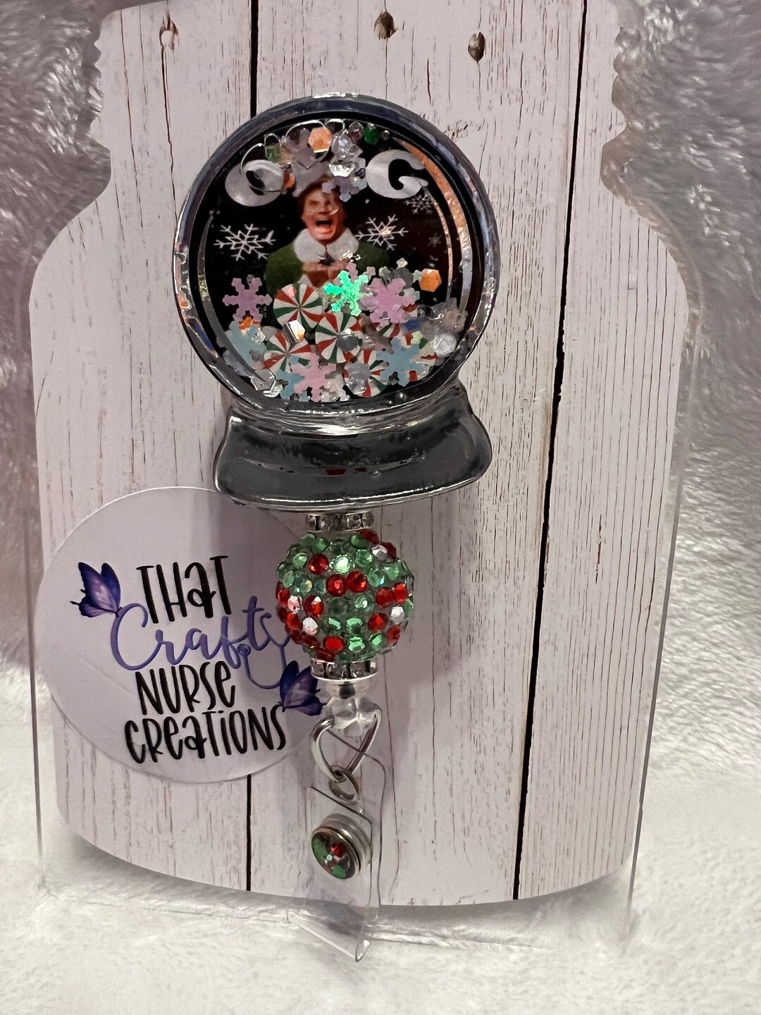 3d-snow-globe-christmas-shaker-badge-reel-shaker-badge-reel-cute