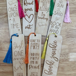 Engraved wooden bookmarks, bookmarks, book lover