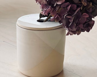 Vase bicolore en grès convertible en soliflore